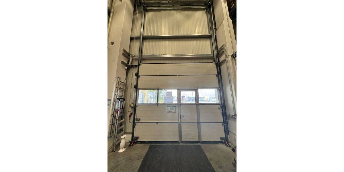 Moderne, energieeffiziente Logistikhalle mit Verwaltung - Raum Leipzig-Halle zimmer