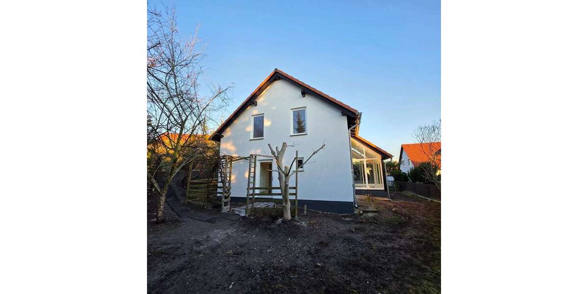 Haus zum Kaufen in Hohenmölsen 385.000 € 121 m² 5 zimmer