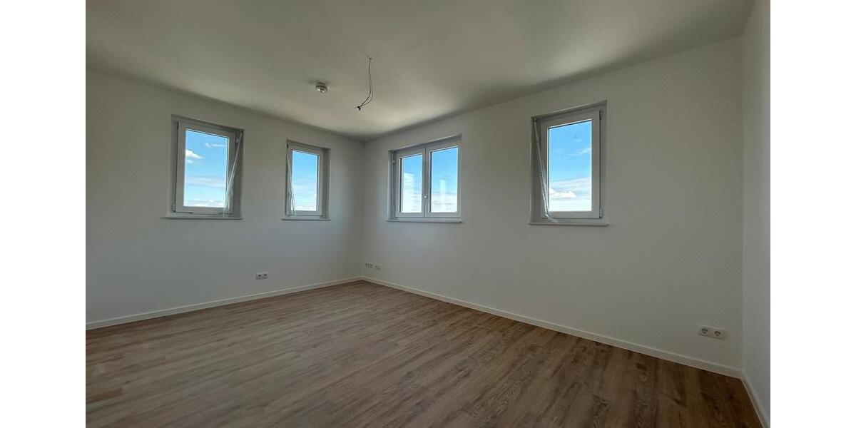 Erdgeschoßwohnung Delitzsch - 3 Zimmer, 92 m&sup2;, 1.079&euro; | Angebot:26560818