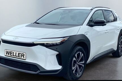 Toyota bZ4X 11.856 km 32.990 &euro; Leipzig 04178