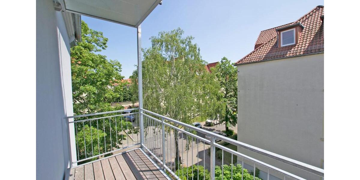 Lichtdurchflutete 5-Zimmer-Wohnung mit Südbalkon 5 zimmer