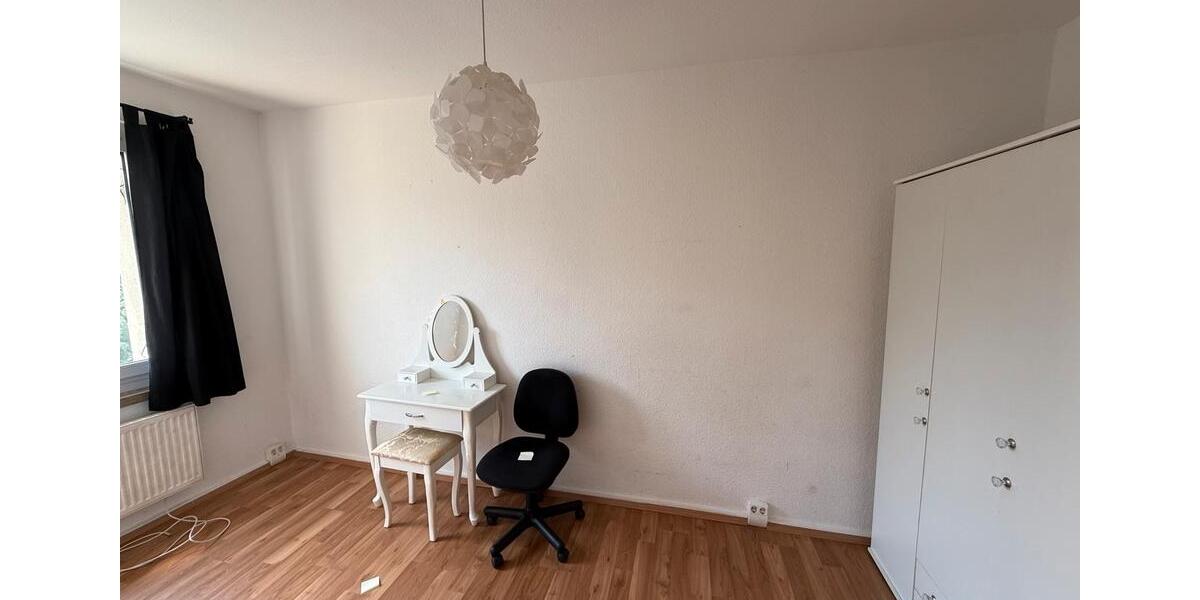 Etagenwohnung Markkleeberg - 4 Zimmer, 69 m&sup2;, 136.000&euro; | Angebot:27087060