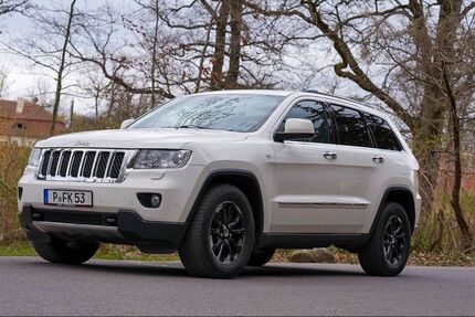 Jeep Grand Cherokee 188.000 km 13.100 € Leipzig 04179