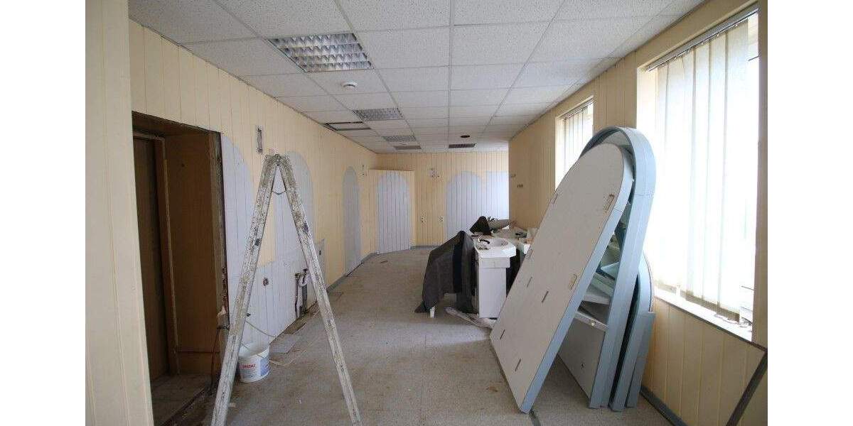 Mehrfamilienhaus, Wohnhaus Zwenkau - 7 Zimmer, 149.001&euro; | Angebot:25695866