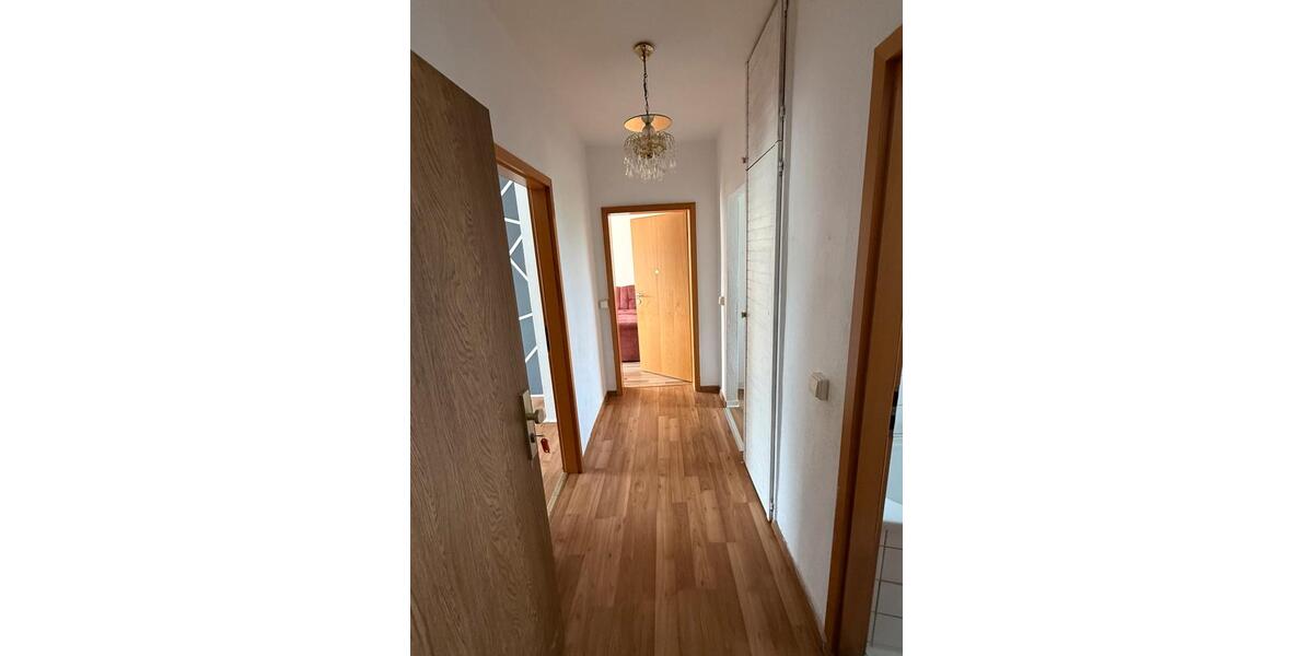 Etagenwohnung Markkleeberg - 4 Zimmer, 69 m&sup2;, 136.000&euro; | Angebot:27087060