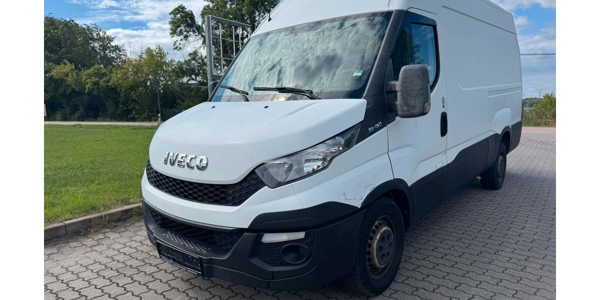 IVECO Andere 212.000 km 11.499 &euro; Schkopau 06258