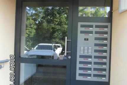 WG-Zimmer, f. Frauen, SiemonStr.,04347 Lpz Schönef; 220,-zzgl Nk 3 zimmer