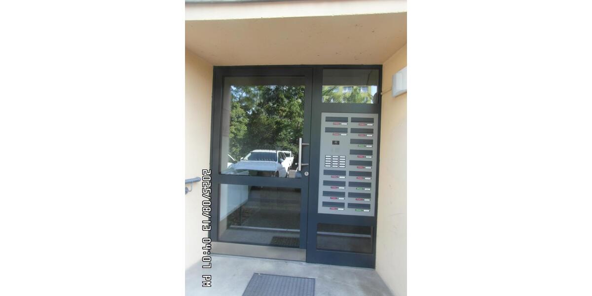 WG-Zimmer, f. Frauen, SiemonStr.,04347 Lpz Schönef; 220,-zzgl Nk 3 zimmer