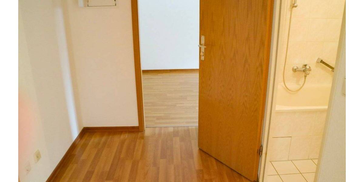 Etagenwohnung Leipzig Wiederitzsch - 2 Zimmer, 53 m&sup2;, 108.000&euro; | Angebot:25733652