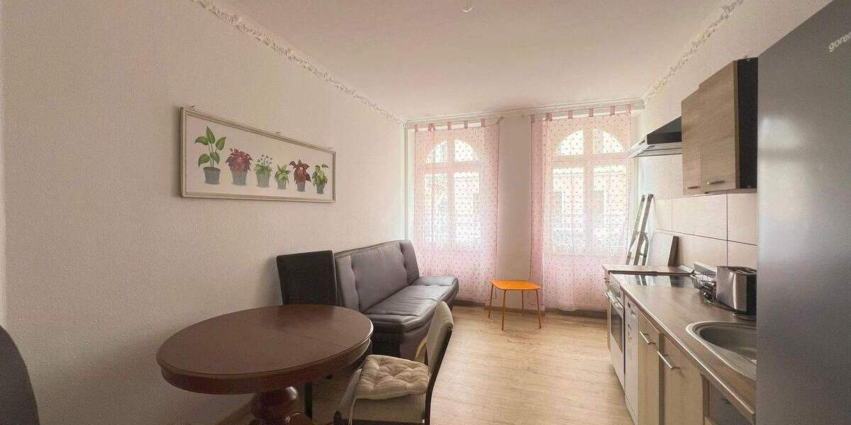 Etagenwohnung Leipzig Zentrum-West - 2 Zimmer, 76 m&sup2;, 280.000&euro; | Angebot:25736465