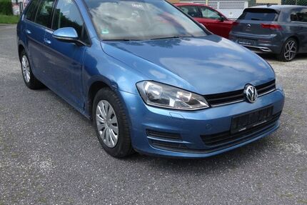 VW Golf 257.000 km 5.900 &euro; Groitzsch 04539
