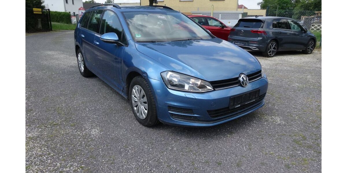 VW Golf 257.000 km 5.900 &euro; Groitzsch 04539