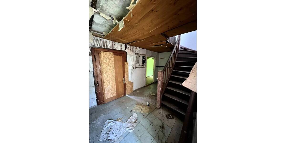 Einfamilienhaus Kabelsketal Dieskau - 4 Zimmer, 135 m&sup2;, 110.000&euro; | Angebot:25668008