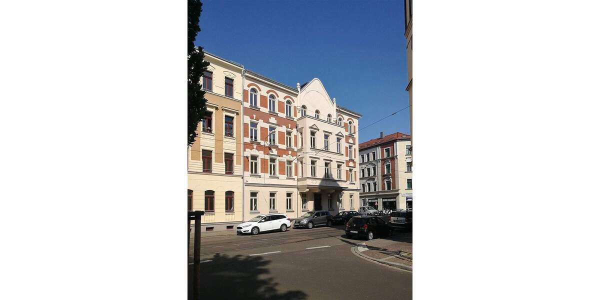 Bezugsfreie 4 Zi.-Mais.-Whg. mit Parkett, Gäste-WC und großem Balkon 4 zimmer