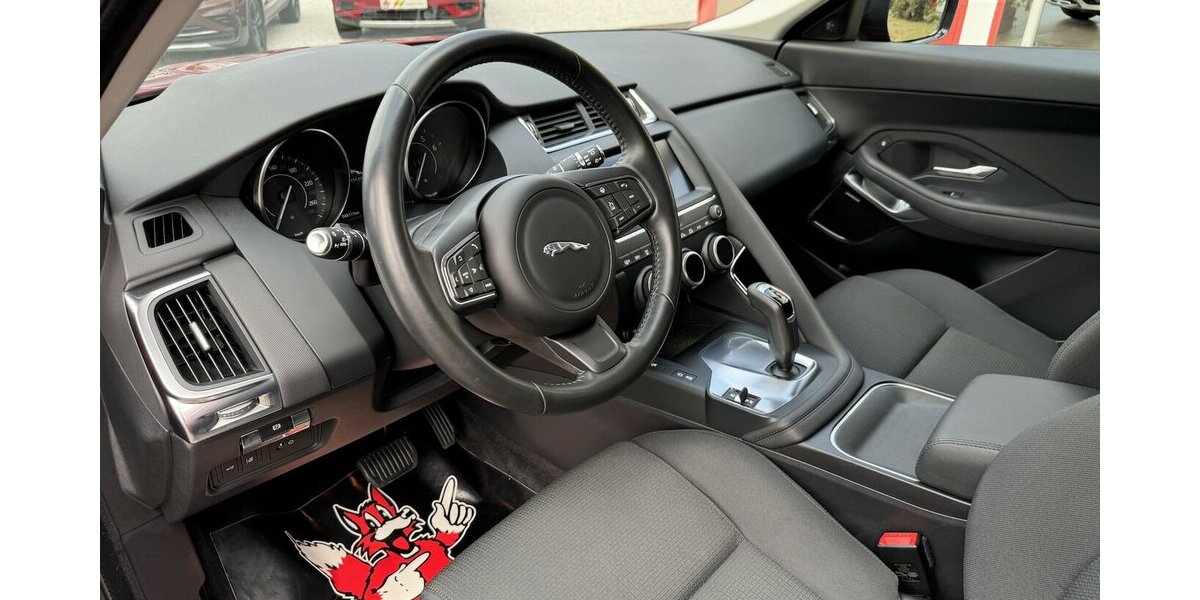 Jaguar E-Pace P250 AWD /LED//DAB/Sound/Spur/Kamera/Ahk 48.110 km 22.990 &euro; Leipzig 04347