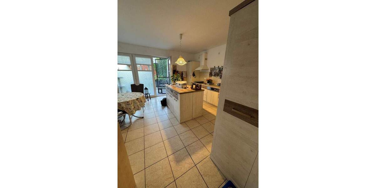 Etagenwohnung Wurzen - 2 Zimmer, 85 m&sup2;, 105.000&euro; | Angebot:25742154