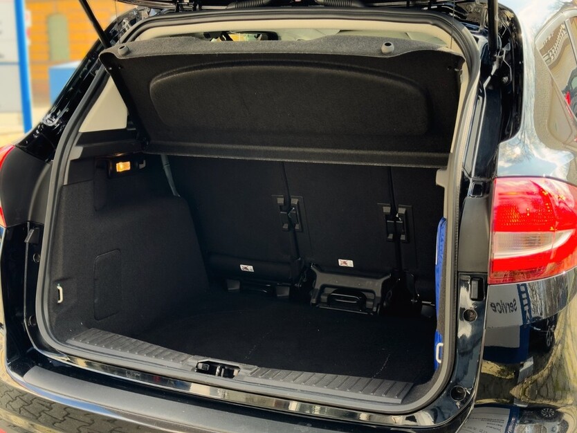 Ford C-Max 89.287 km 15.900 € Weißenfels 06667