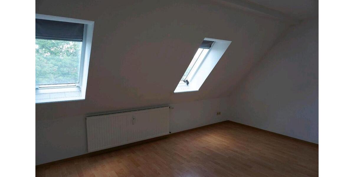 Dachgeschoßwohnung Leipzig Südost - 2 Zimmer, 39 m&sup2;, 390&euro; | Angebot:26540893