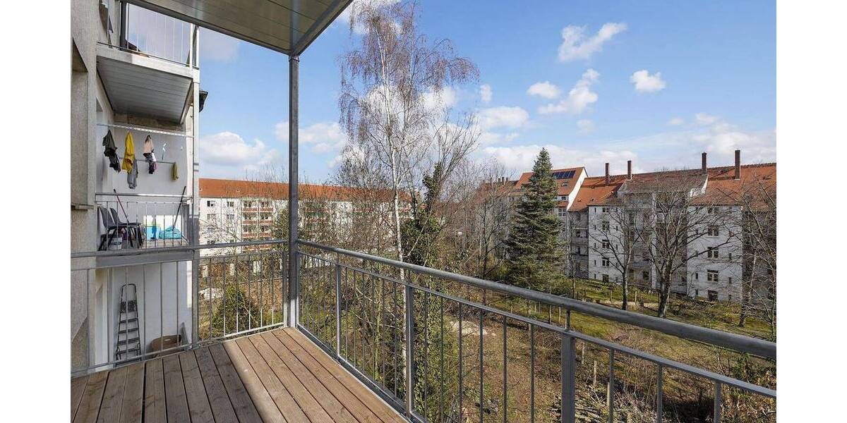 Etagenwohnung Leipzig Sellerhausen-Stünz - 3 Zimmer, 102 m&sup2;, 1.175&euro; | Angebot:26891711