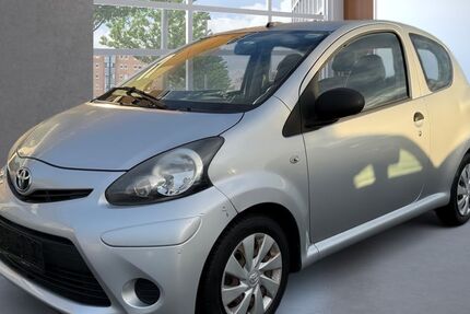 Toyota Aygo (X) 124.000 km 3.990 &euro; Eilenburg 04838