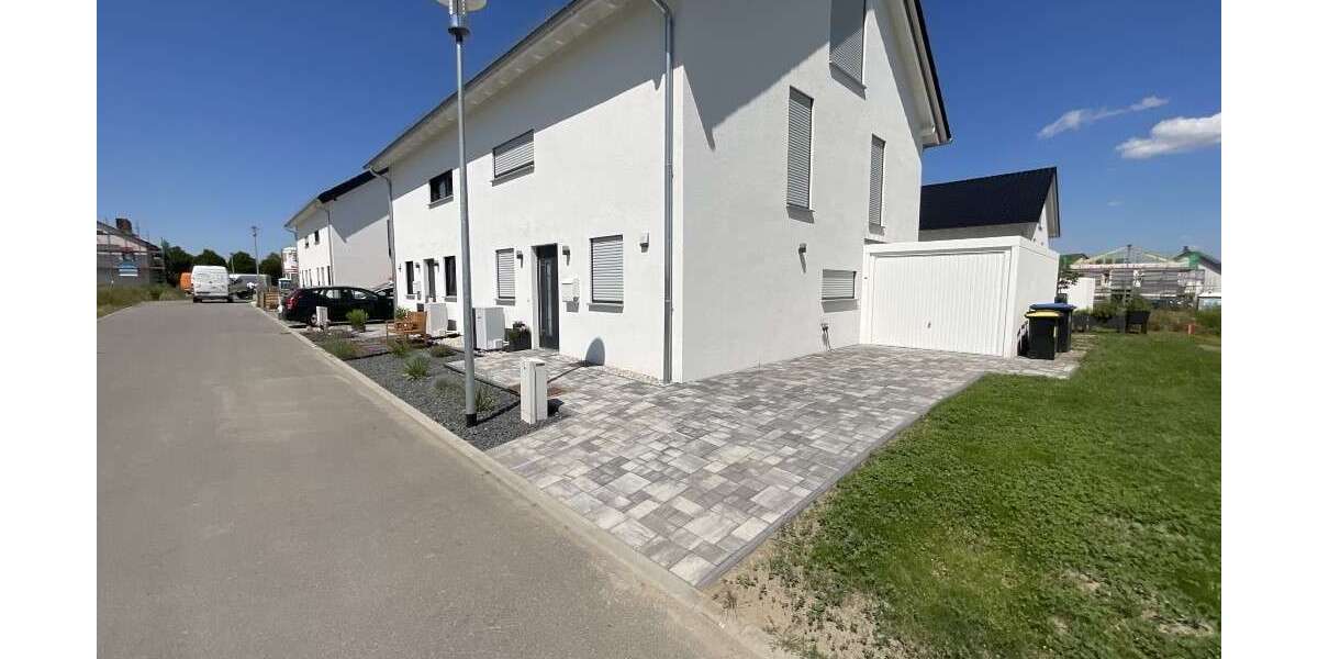 Einfamilienhaus Borna - 5 Zimmer, 135 m&sup2;, 1.690&euro; | Angebot:26672974