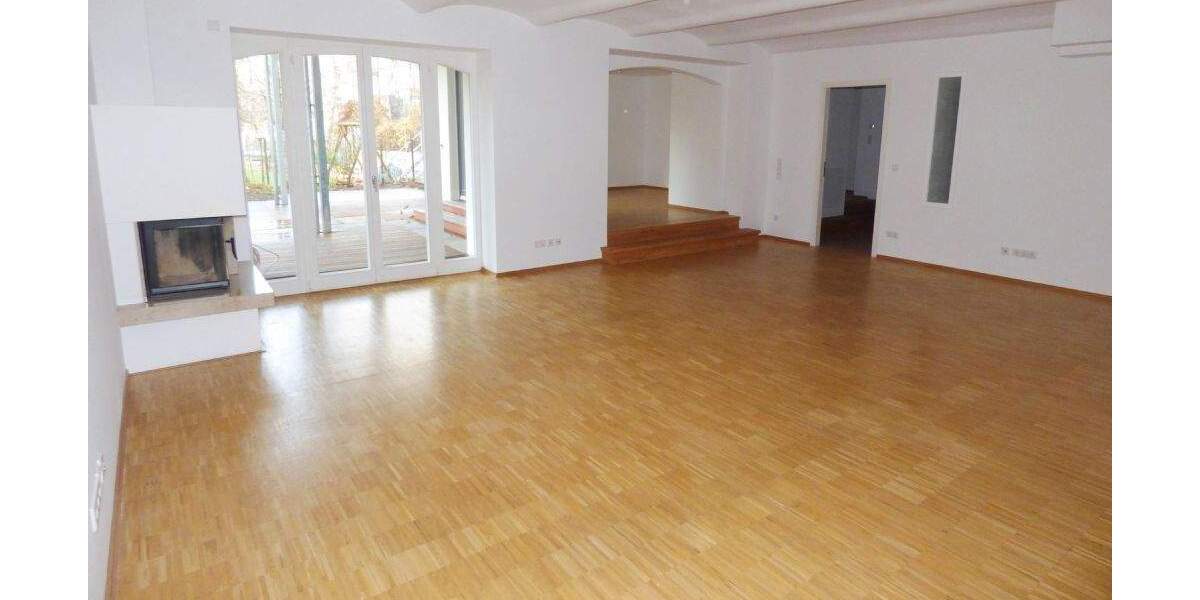 Etagenwohnung Leipzig Südvorstadt - 5 Zimmer, 212 m&sup2;, 2.332&euro; | Angebot:26474731