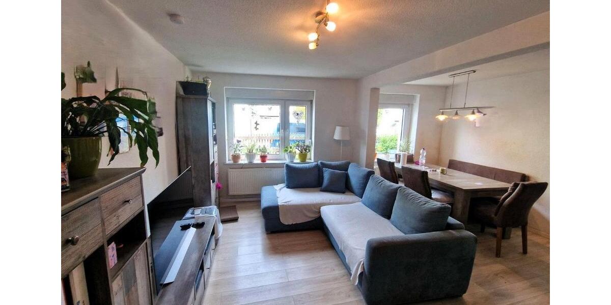 Einfamilienhaus Hohenmölsen - 5 Zimmer, 120 m&sup2;, 180.000&euro; | Angebot:26391263