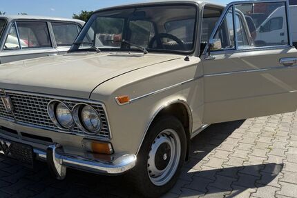 Lada Andere 8.247 km 6.600 &euro; Wurzen 04808