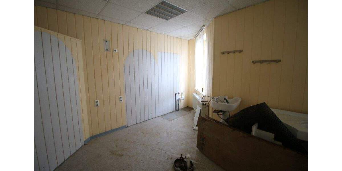 Mehrfamilienhaus, Wohnhaus Zwenkau - 7 Zimmer, 149.001&euro; | Angebot:25695866