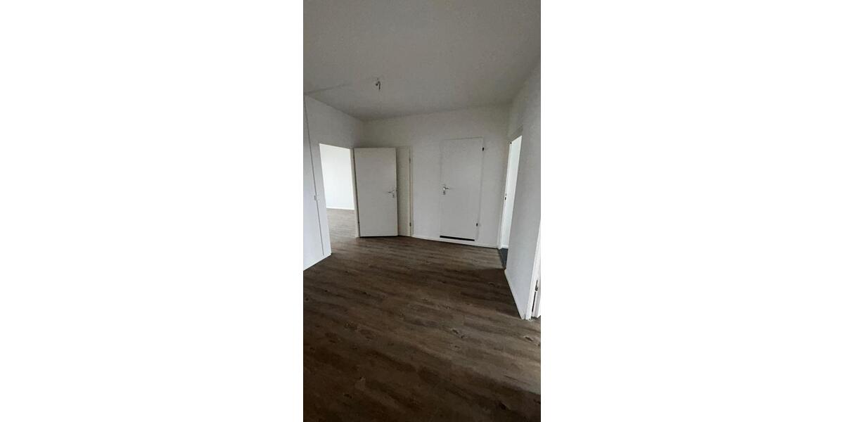 Etagenwohnung Leipzig Lausen-Grünau - 3 Zimmer, 90 m&sup2;, 485&euro; | Angebot:22305147
