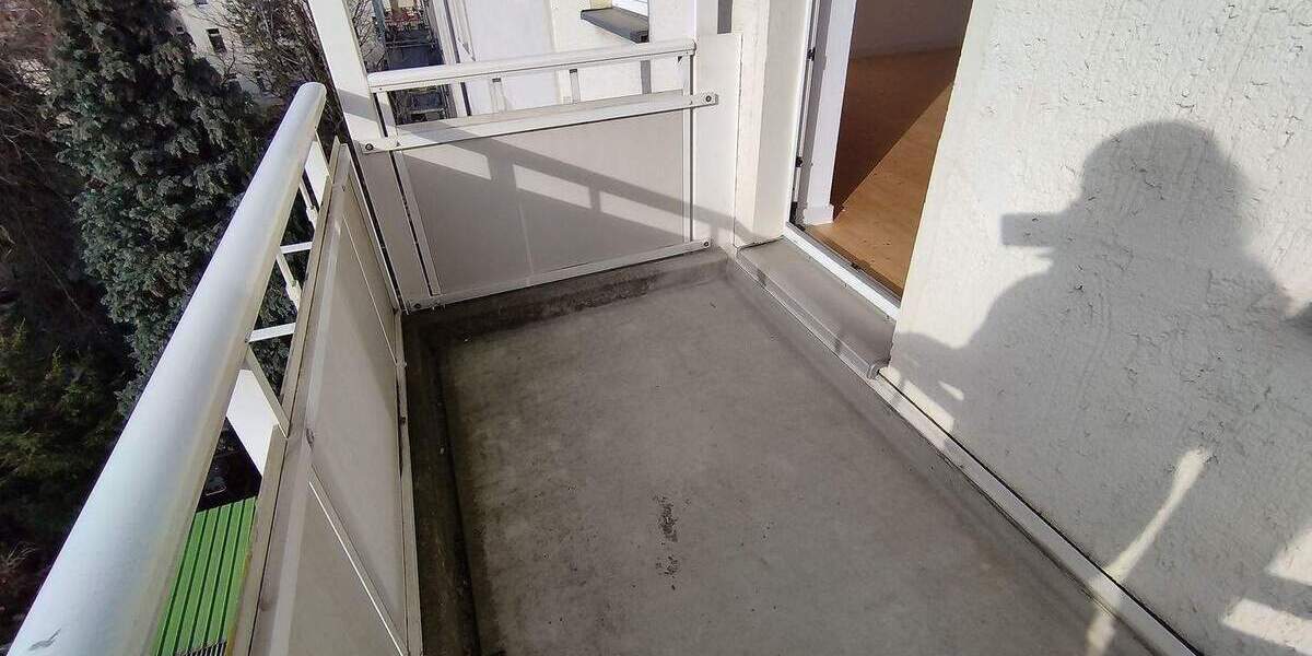 Etagenwohnung Leipzig Altlindenau - 2 Zimmer, 68 m&sup2;, 721&euro; | Angebot:25835264