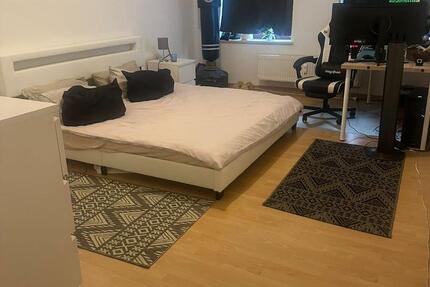 Helle Wohnung in Leipzig-Stötteritz – Nähe Straßenbahnlinie 4 2 zimmer