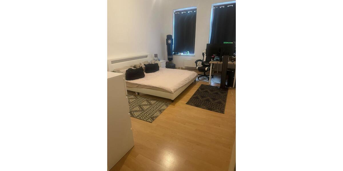 Helle Wohnung in Leipzig-Stötteritz – Nähe Straßenbahnlinie 4 2 zimmer