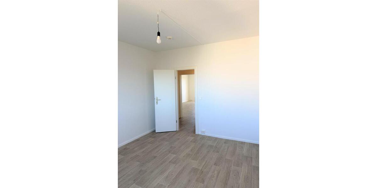 Etagenwohnung Leipzig Lausen-Grünau - 2 Zimmer, 56 m&sup2;, 445&euro; | Angebot:26236328