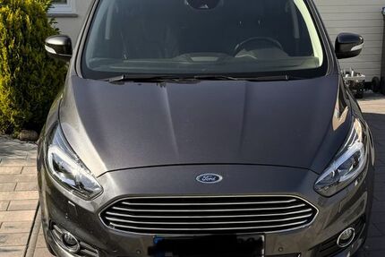 Ford S-Max 92.000 km 21.100 &euro; Leipzig 04349
