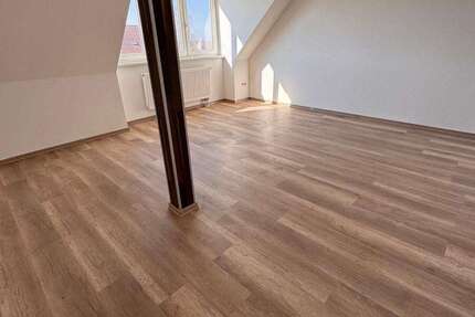 Wohnung Borna Neukirchen - 2 Zimmer, 65 m&sup2;, 520&euro; | Angebot:27422680