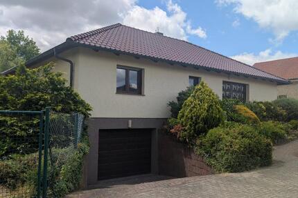 Modernes Einfamilienhaus zur Miete – viel Platz und Garten