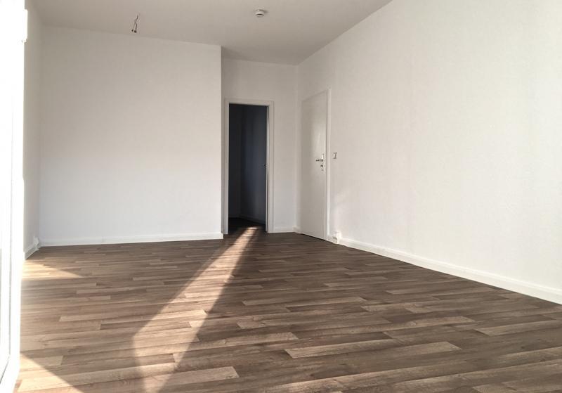 Schöne 3 Raum Wohnung mit Balkon zu vermieten! zimmer