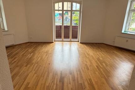 EG-2 Raum Whg m. EinbaukücheBalkonTerrasse - Knautkleeberg Lpz 2 zimmer