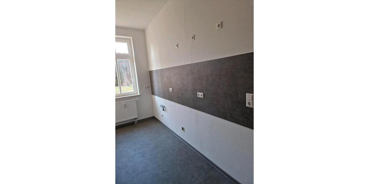 Erdgeschoßwohnung Wurzen - 3 Zimmer, 61 m&sup2;, 390&euro; | Angebot:25900550