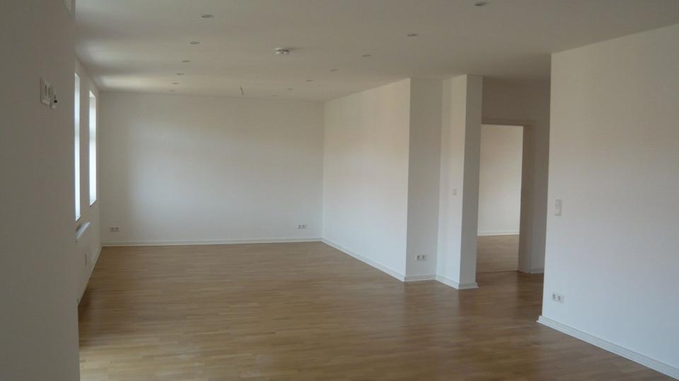 Etagenwohnung Delitzsch - 3 Zimmer, 123 m&sup2;, 1.050&euro; | Angebot:26591359