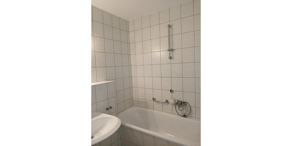 Etagenwohnung Rackwitz - 3 Zimmer, 75 m&sup2;, 715&euro; | Angebot:24431175
