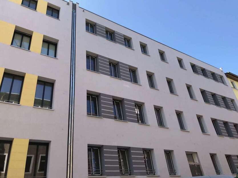 Wohnung zum Mieten in HalleSaale 1.520 € 138.43 m² 5 zimmer