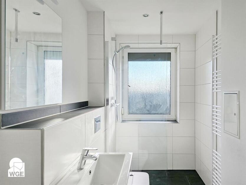 2-Zimmer-Wohnung, frisch saniert! zimmer