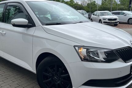 Skoda Fabia 91.904 km 8.099 &euro; Leipzig 04207