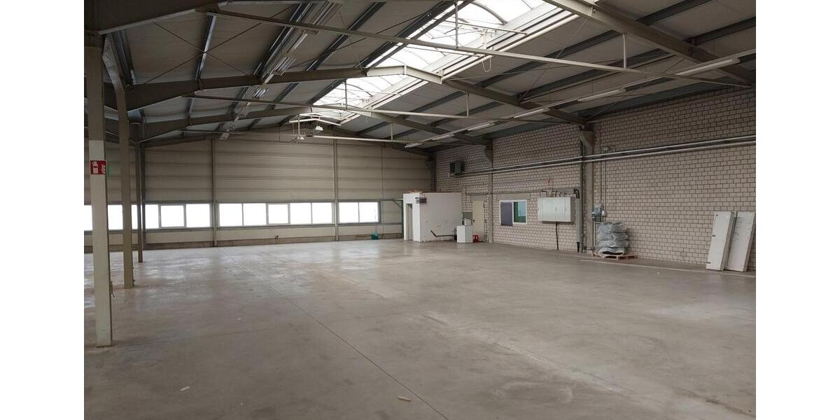 Halle in Gewerbegebiet Wachau zu vermieten zimmer