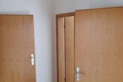 Wohnung Eilenburg Eilenburg-Ost - 3 Zimmer, 65 m&sup2;, 450&euro; | Angebot:25737492