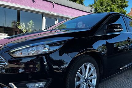 Ford Focus 104.036 km 11.990 € Kabelsketal OT Gröbers 06184