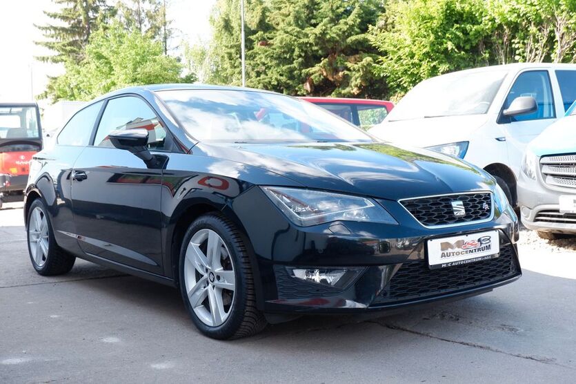 Seat Leon 146.100 km 9.990 € Halle 06116