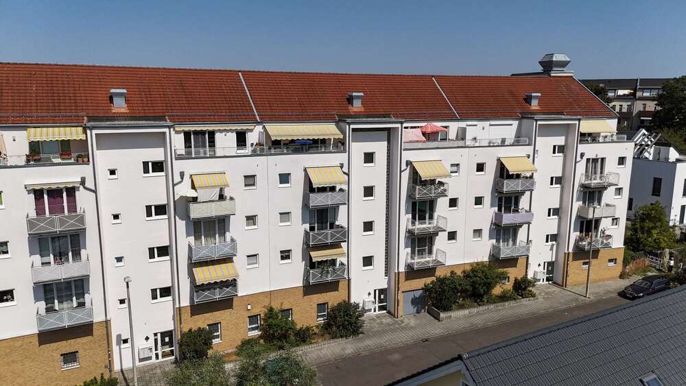 2-Raumwohnung (BJ 1995) mit 2 Balkonen, Aufzug, Tiefgarage & Blick in die Auenlandschaft 2 zimmer